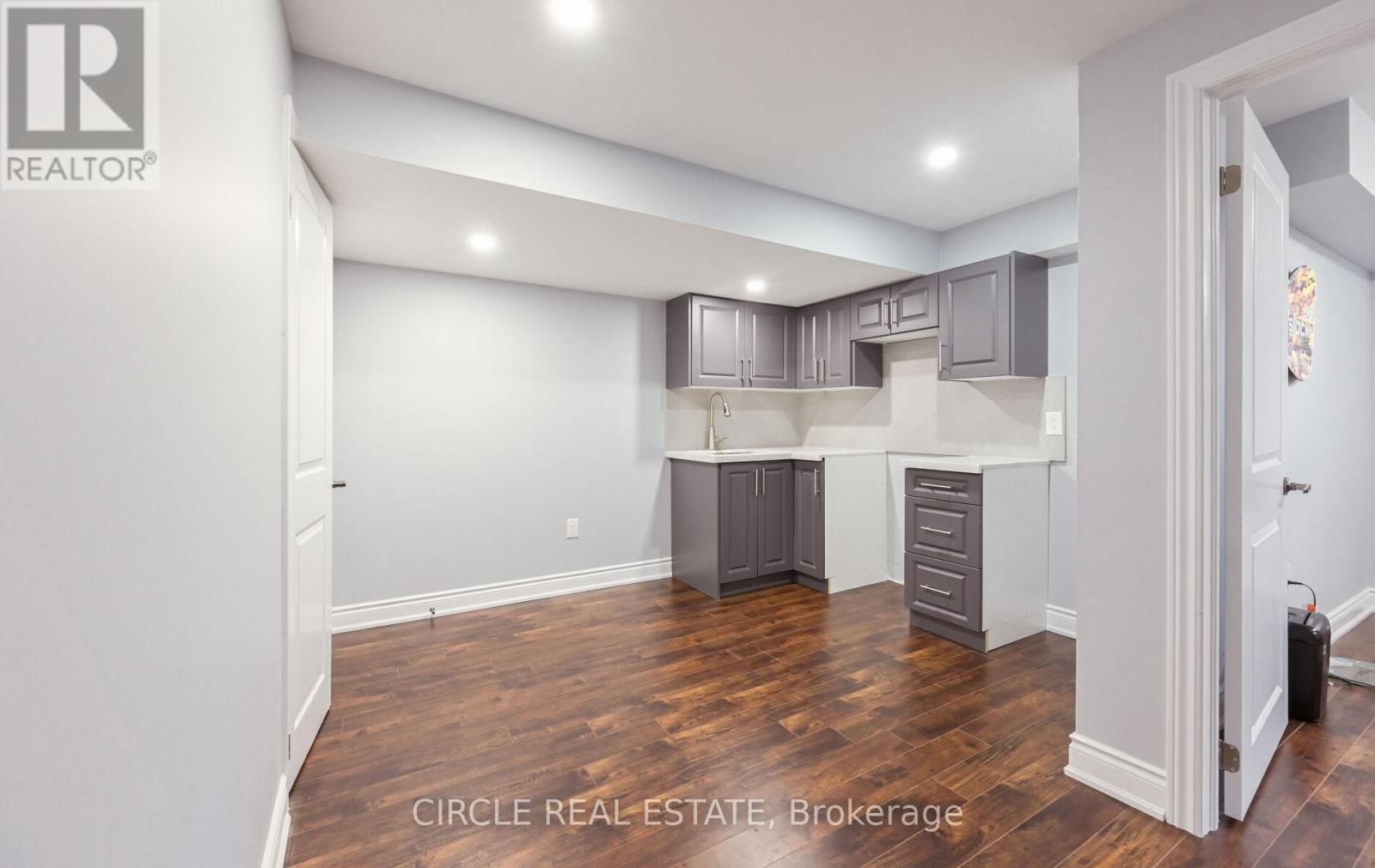 22 Brussels Avenue, Brampton, Ontario  L6Z 0A5 - Photo 31 - W12574838