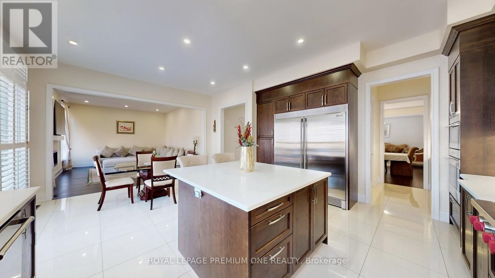 52 Daisy Meadow Crescent, Caledon, Ontario  L7C 4G3 - Photo 16 - W12574876