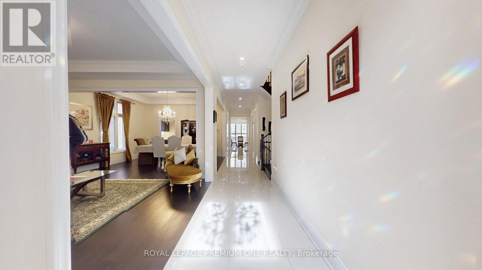 52 Daisy Meadow Crescent, Caledon, Ontario  L7C 4G3 - Photo 3 - W12574876