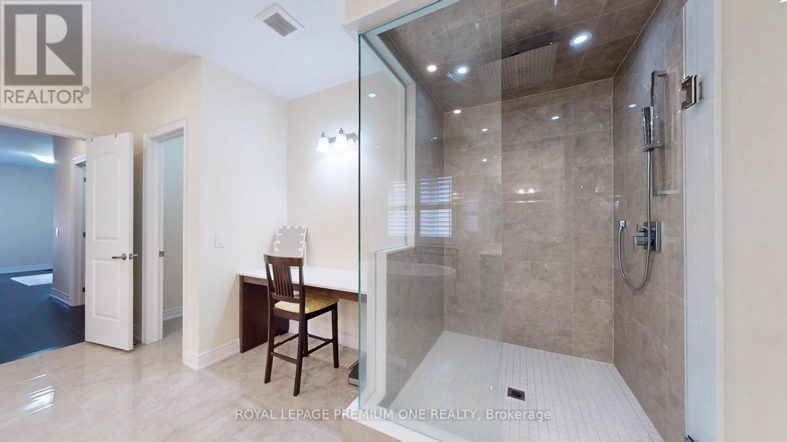 52 Daisy Meadow Crescent, Caledon, Ontario  L7C 4G3 - Photo 33 - W12574876