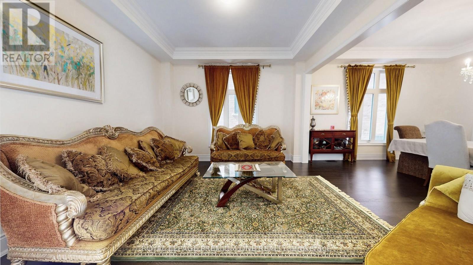 52 Daisy Meadow Crescent, Caledon, Ontario  L7C 4G3 - Photo 4 - W12574876