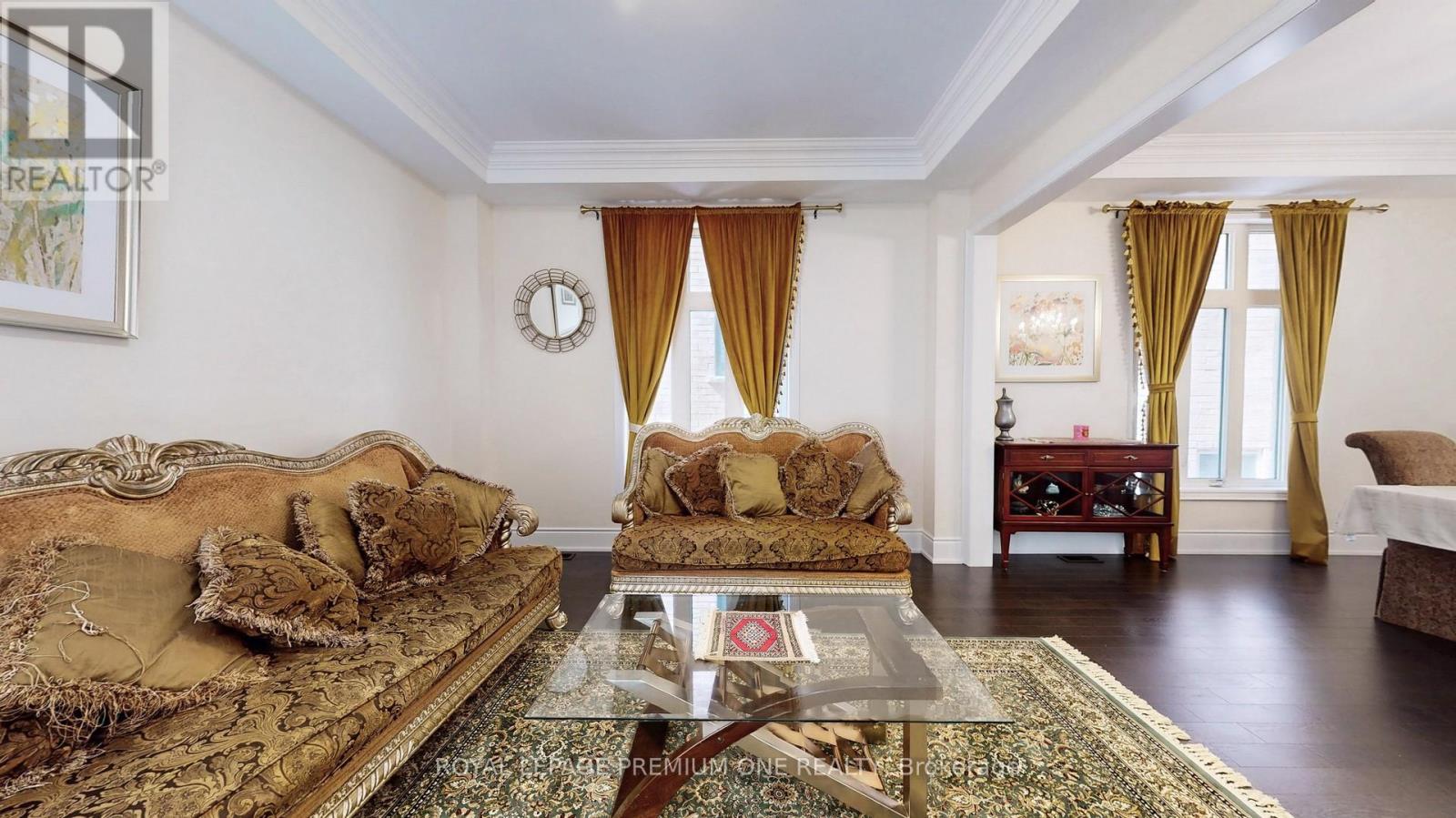 52 Daisy Meadow Crescent, Caledon, Ontario  L7C 4G3 - Photo 6 - W12574876