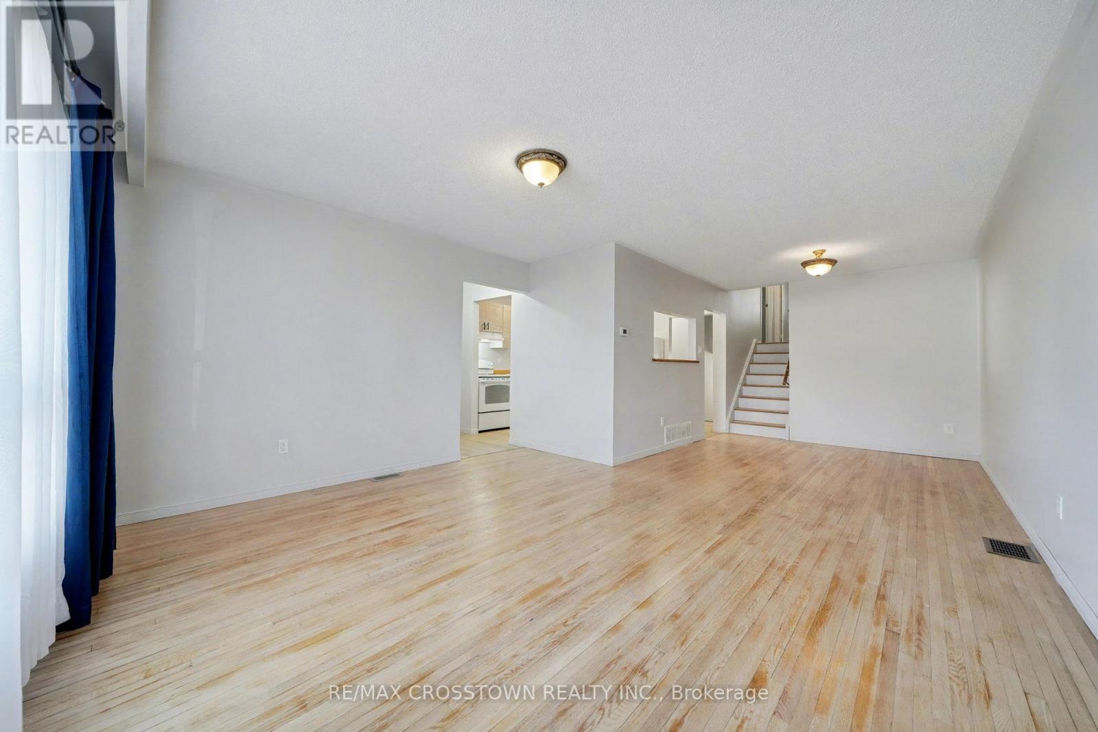 71 Edelwild Drive Nw, Orangeville, Ontario  L9W 2Y4 - Photo 10 - W12574928