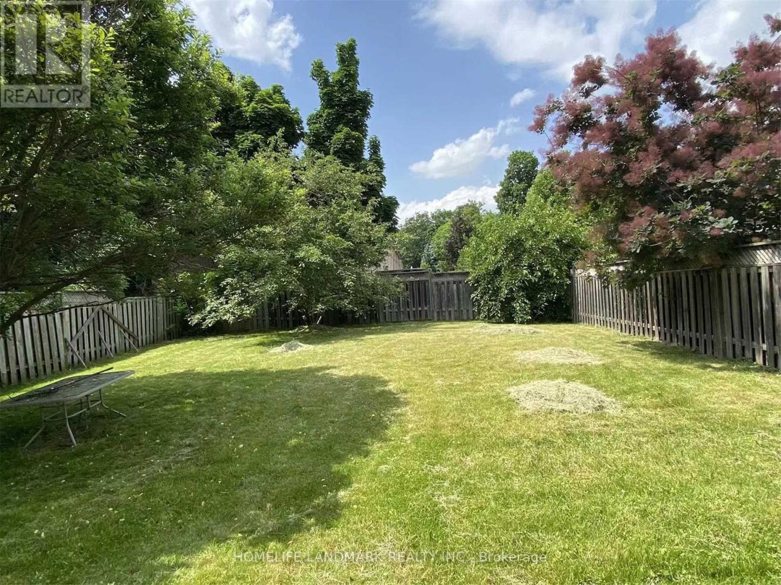 1593 PARISH LANE, Oakville, Ontario