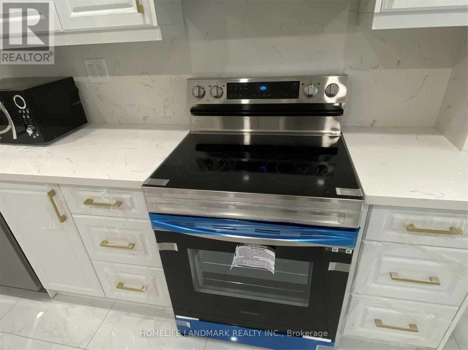 1593 Parish Lane, Oakville, Ontario  L6M 3E2 - Photo 10 - W12574948