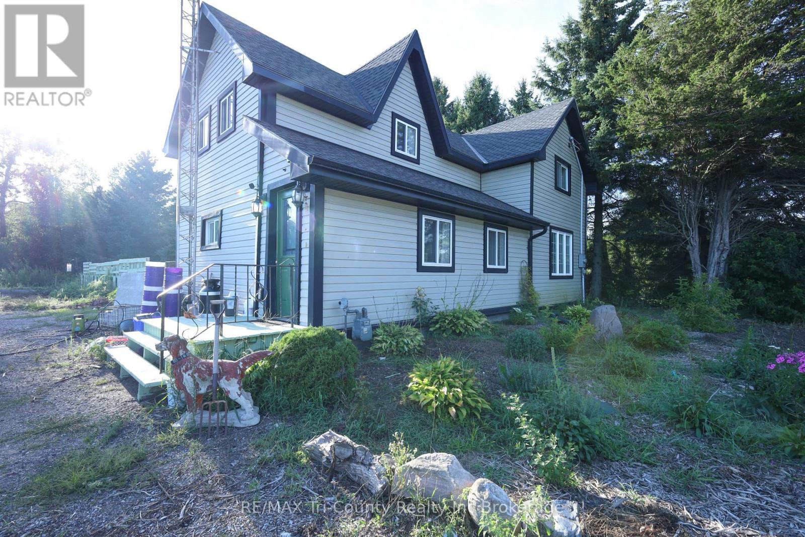 853 Norfolk County 28 Road, Norfolk, Ontario  N0E 1G0 - Photo 2 - X12575076