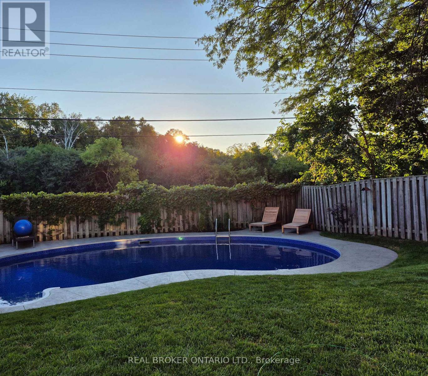 662 Cognac Crescent, Pickering, Ontario  L1X 1L7 - Photo 36 - E12563048