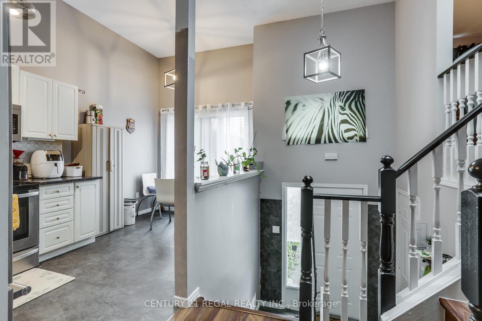 79 Sunrise Crescent, London East, Ontario  N5V 4V8 - Photo 8 - X12574706