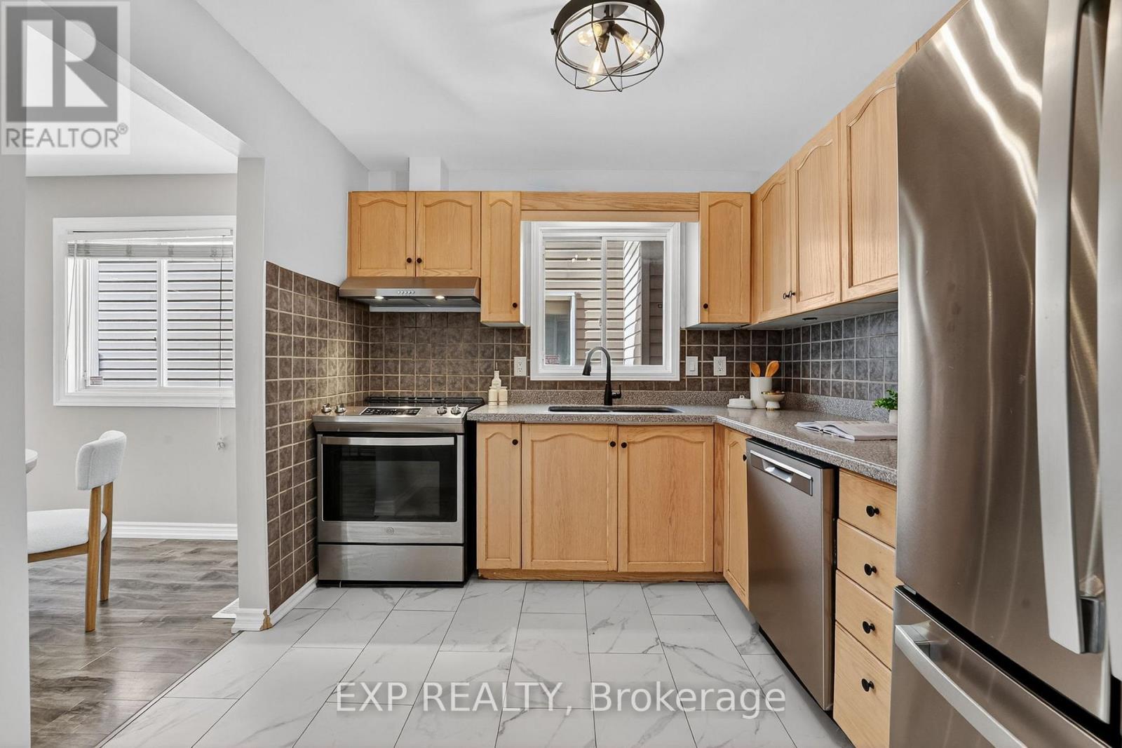 4902 Adam Court, Lincoln, Ontario  L3J 0E3 - Photo 10 - X12574736