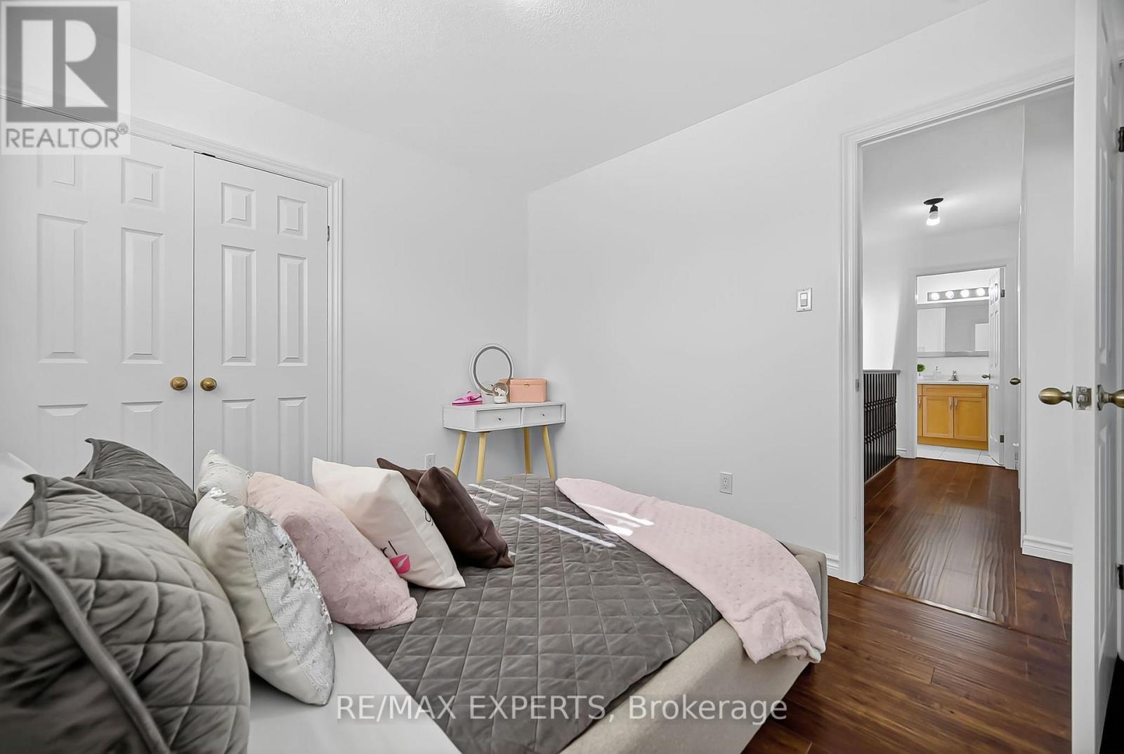 936 Talisman Crescent, London South, Ontario  N6K 0B7 - Photo 21 - X12574748