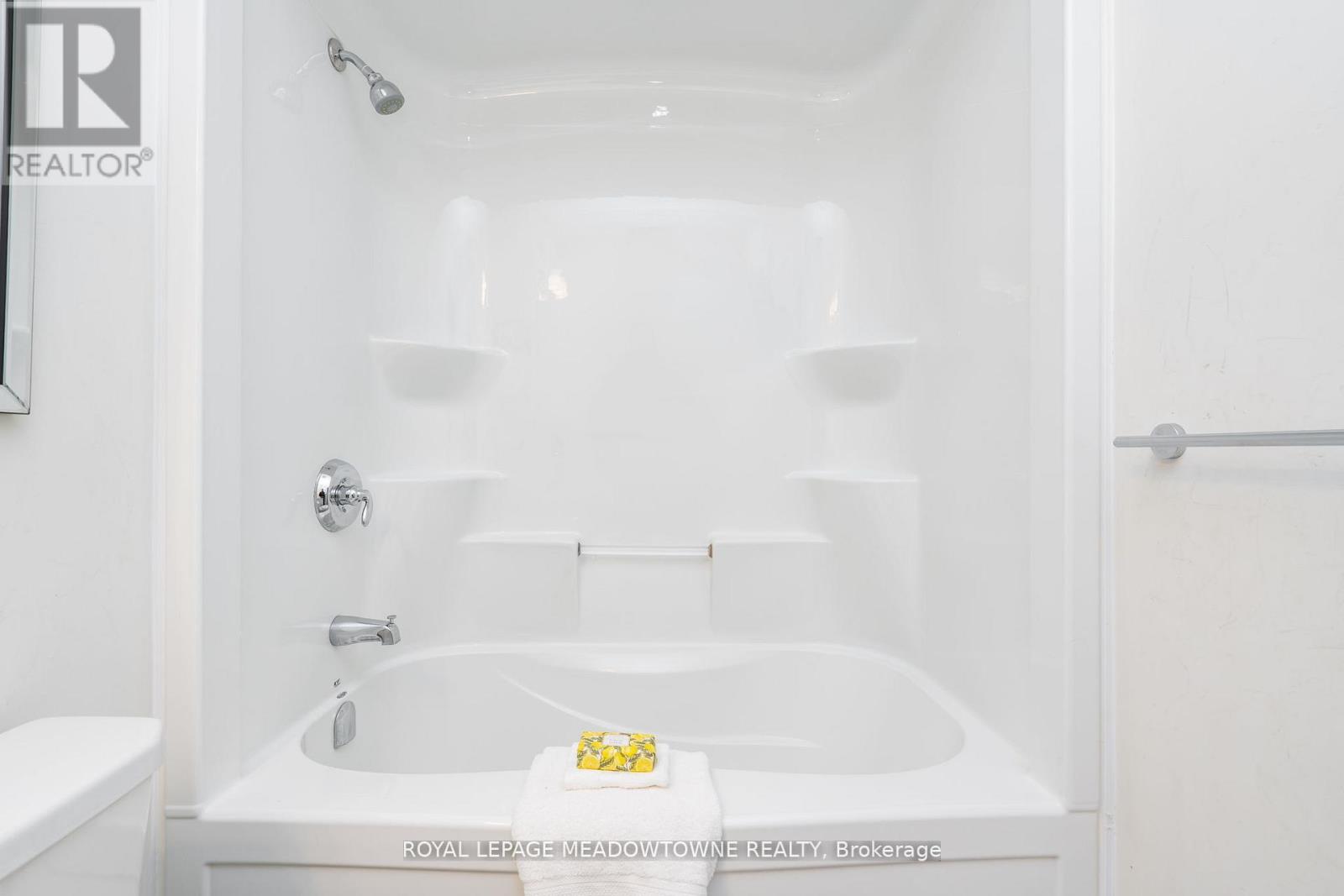 16 Bethune Avenue, Welland, Ontario  L3B 0H5 - Photo 31 - X12574764