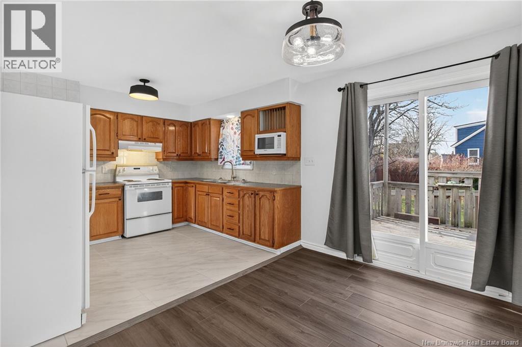 60 Belmont Street, Moncton, New Brunswick  E1C 6X6 - Photo 12 - NB130231