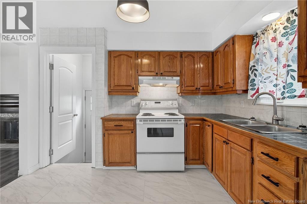 60 Belmont Street, Moncton, New Brunswick  E1C 6X6 - Photo 10 - NB130231