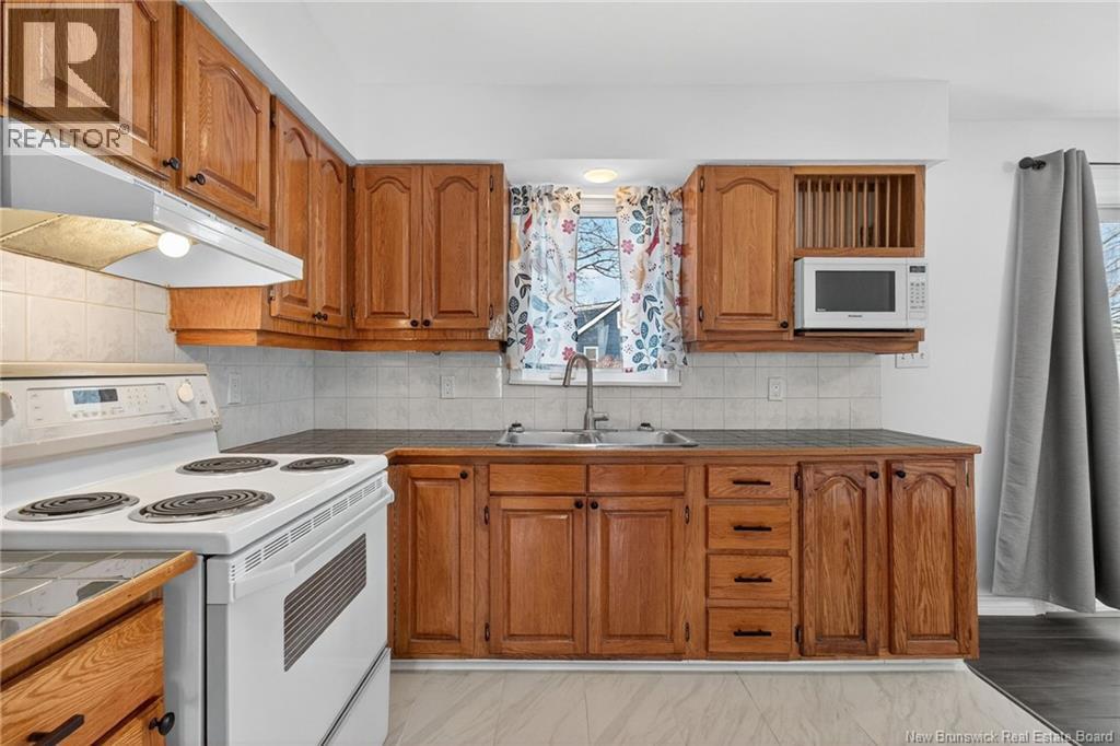 60 Belmont Street, Moncton, New Brunswick  E1C 6X6 - Photo 11 - NB130231