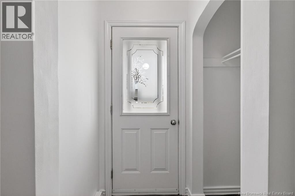 60 Belmont Street, Moncton, New Brunswick  E1C 6X6 - Photo 4 - NB130231