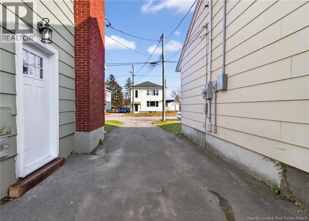 60 Belmont Street, Moncton, New Brunswick  E1C 6X6 - Photo 31 - NB130231