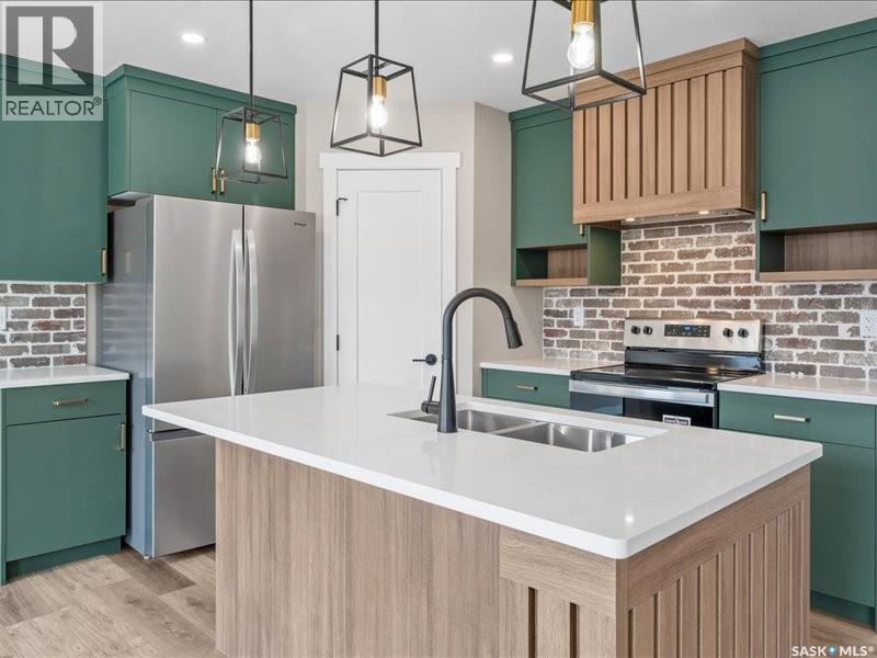 4748 Ferndale Crescent, Regina, Saskatchewan  S4V 4A3 - Photo 3 - SK024610