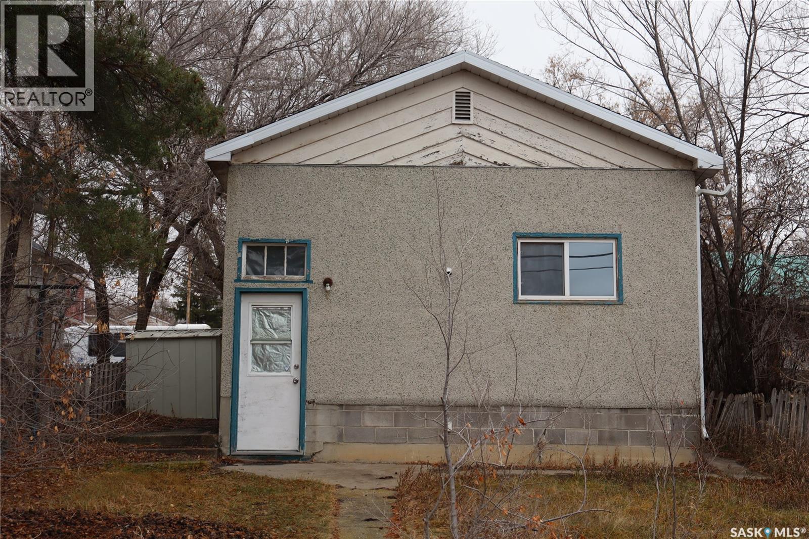 955 Athabasca Street W, Moose Jaw, Saskatchewan  S6H 3E2 - Photo 2 - SK024534