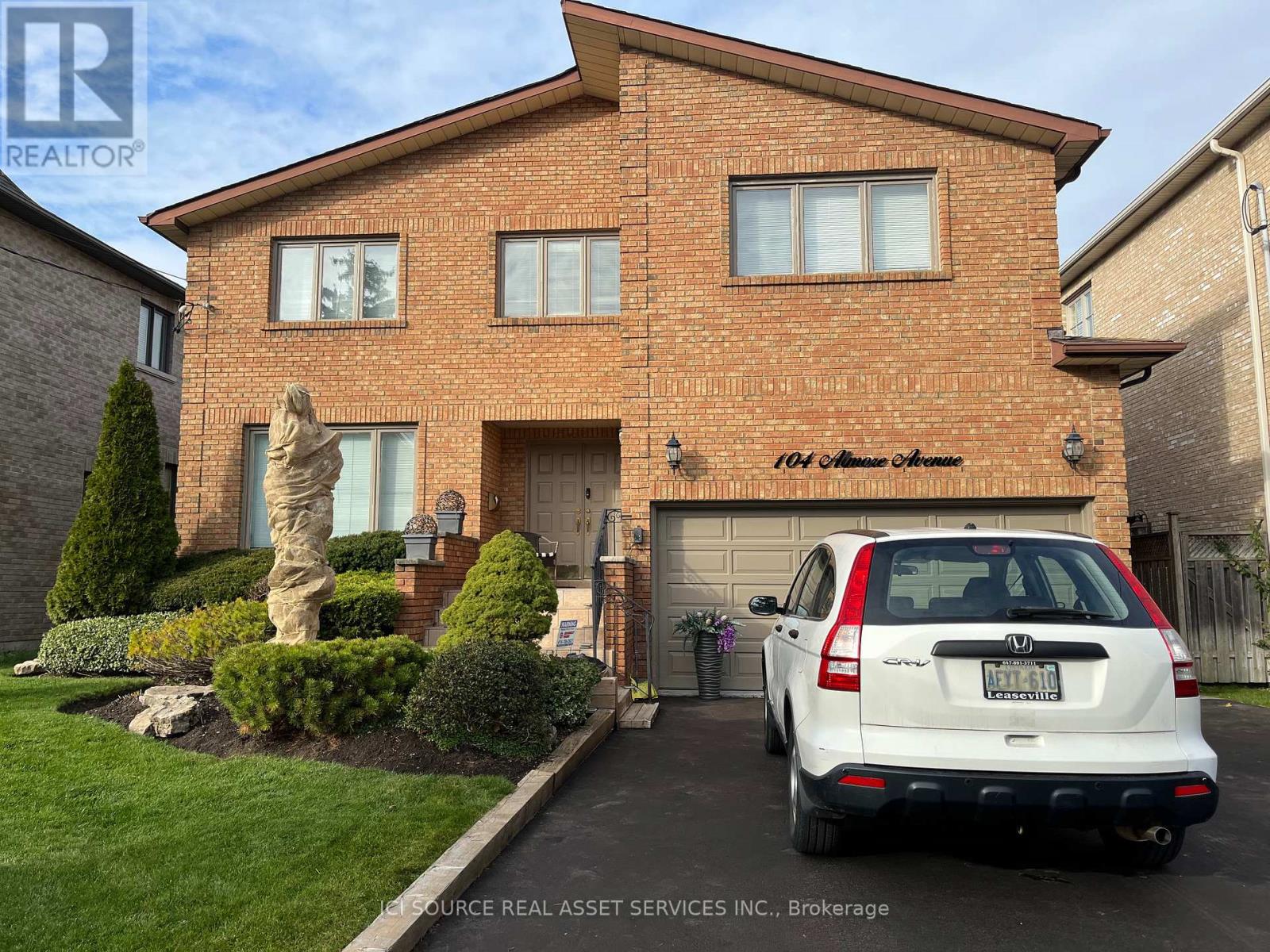 104 Almore Avenue, Toronto, Ontario  M3H 2H5 - Photo 29 - C12414211