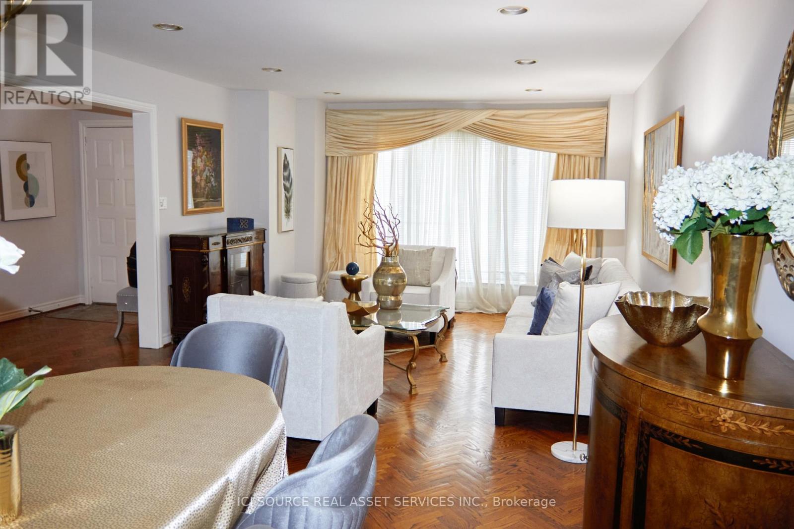 104 Almore Avenue, Toronto, Ontario  M3H 2H5 - Photo 25 - C12414211