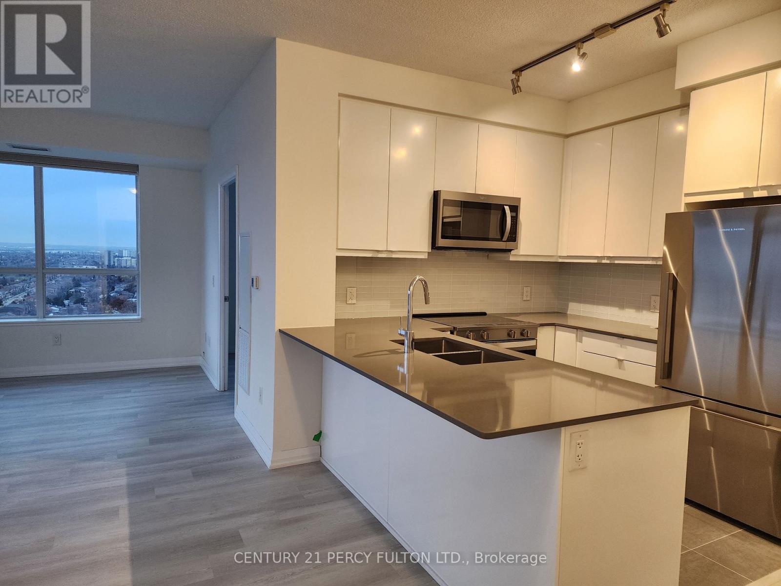 2402 - 3260 Sheppard Avenue E, Toronto, Ontario  M1T 0B5 - Photo 18 - E12568354