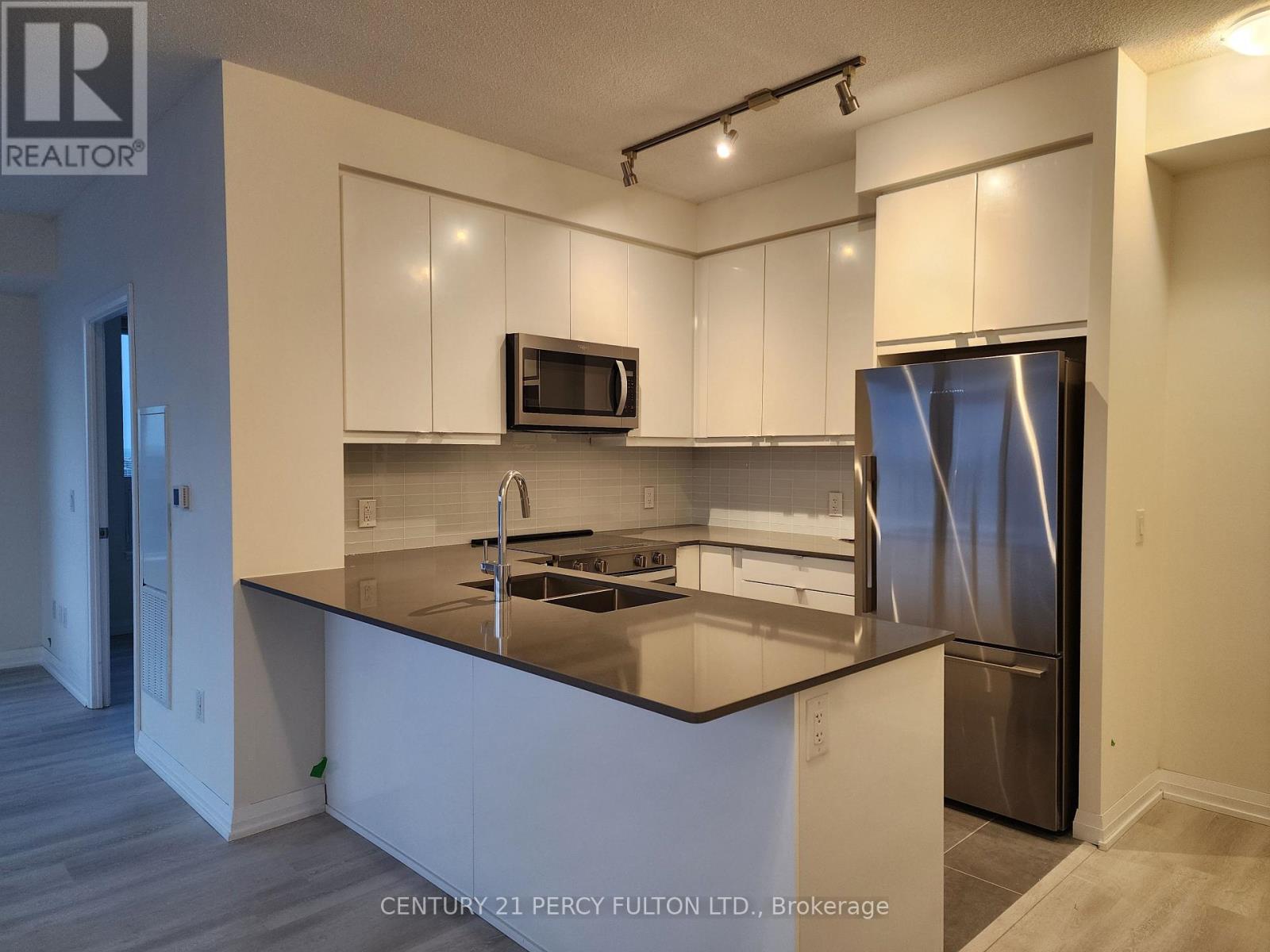 2402 - 3260 Sheppard Avenue E, Toronto, Ontario  M1T 0B5 - Photo 19 - E12568354