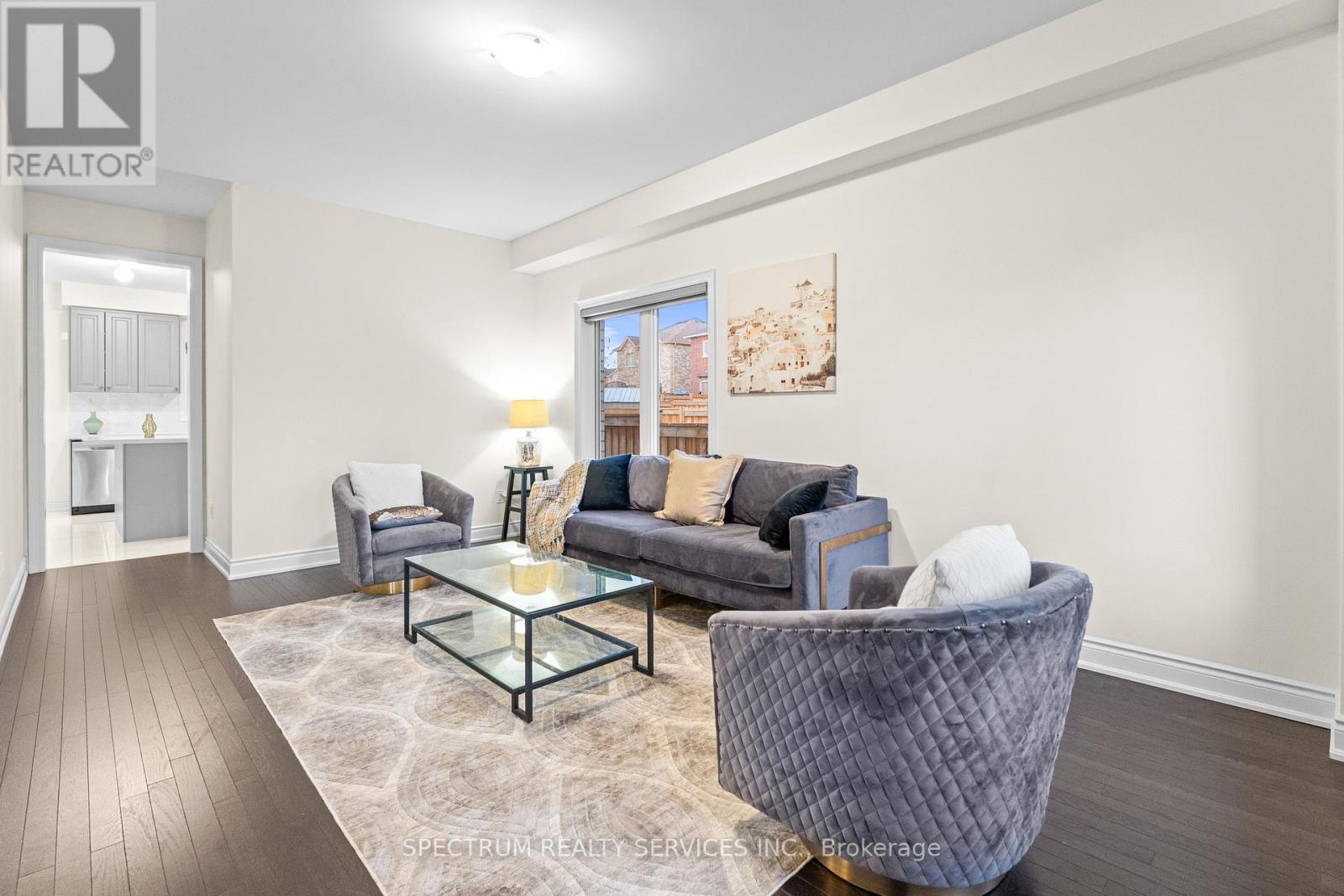 46 Ridgeview Court, Bradford West Gwillimbury, Ontario  L3Z 0R9 - Photo 10 - N12567358