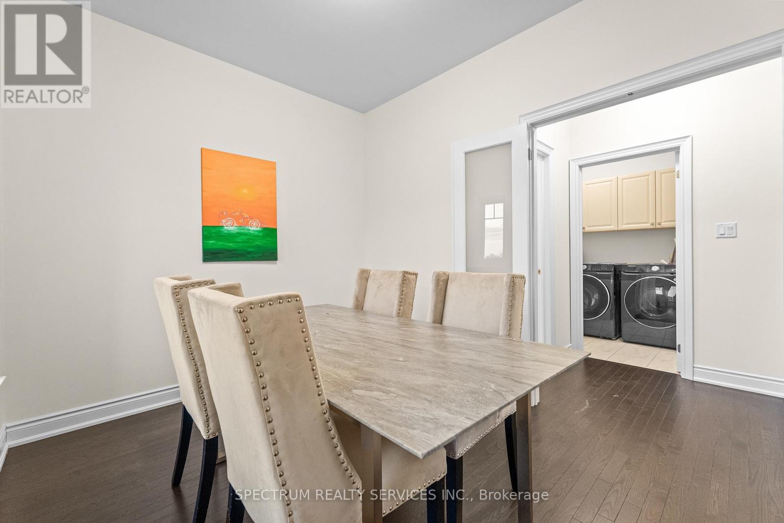 46 Ridgeview Court, Bradford West Gwillimbury, Ontario  L3Z 0R9 - Photo 25 - N12567358