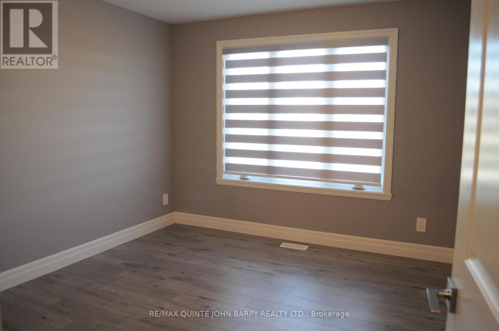 29 Cattail Crescent, Quinte West, Ontario  K8V 0J3 - Photo 18 - X12574140