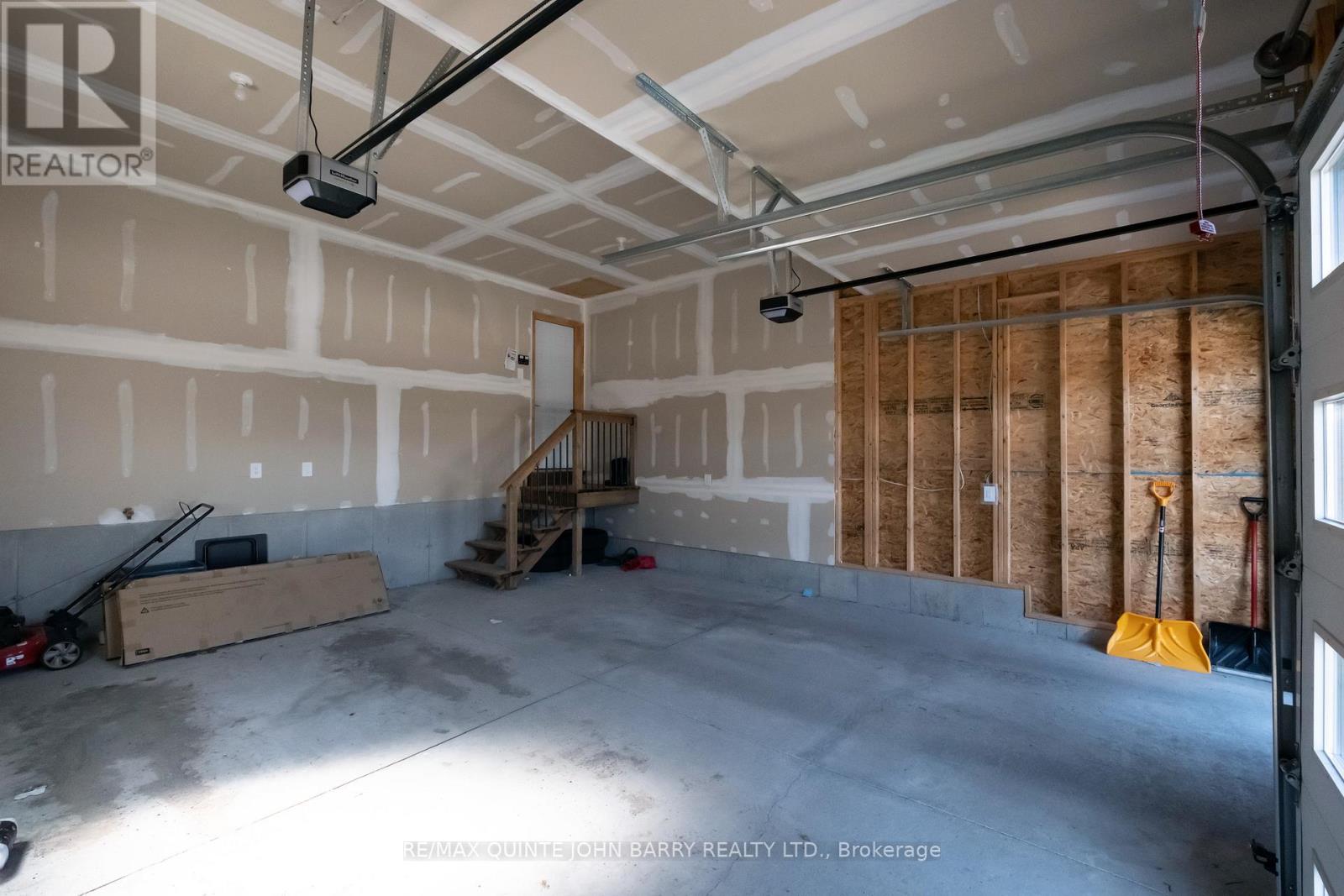 29 Cattail Crescent, Quinte West, Ontario  K8V 0J3 - Photo 32 - X12574140