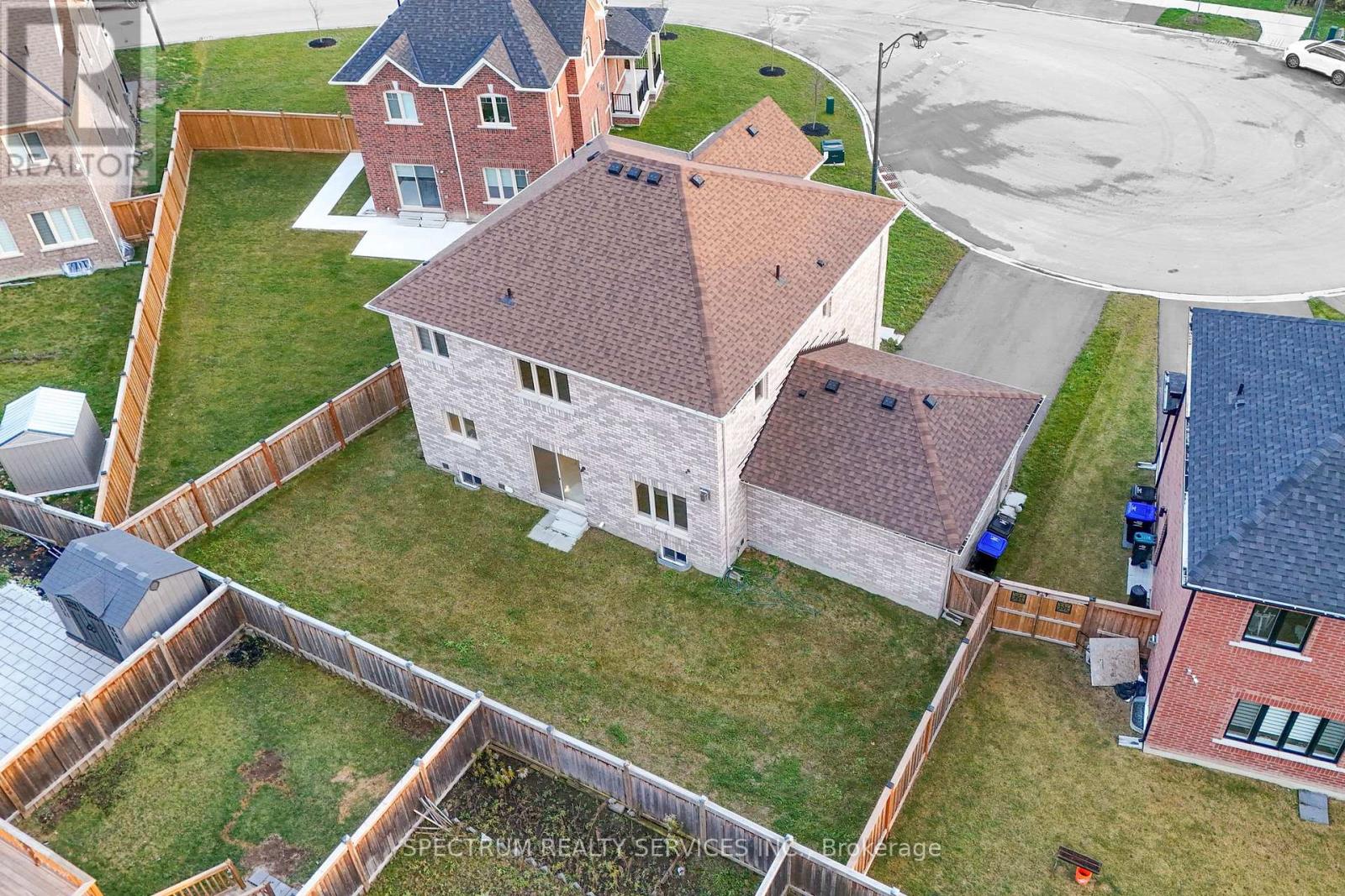 46 Ridgeview Court, Bradford West Gwillimbury, Ontario  L3Z 0R9 - Photo 50 - N12567358