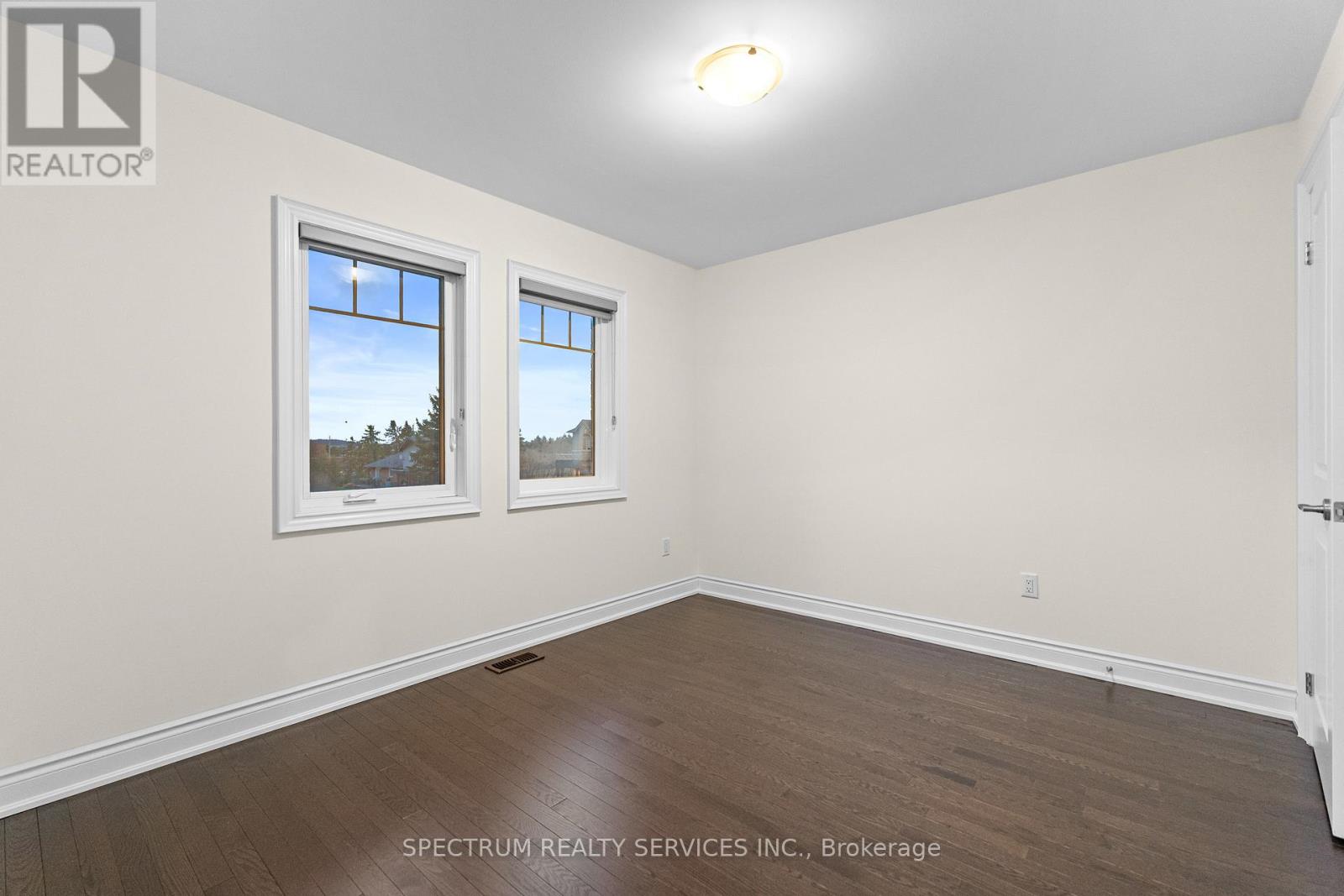 46 Ridgeview Court, Bradford West Gwillimbury, Ontario  L3Z 0R9 - Photo 38 - N12567358