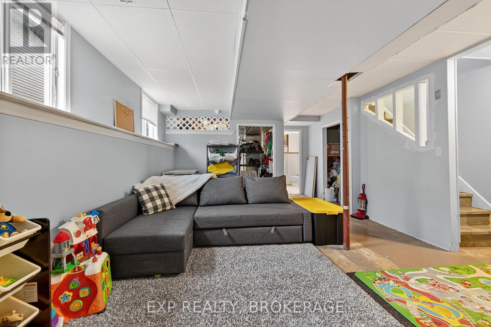 14 Clifford Street, Loyalist, Ontario K7N 1Y6 - Photo 24 - X12574048