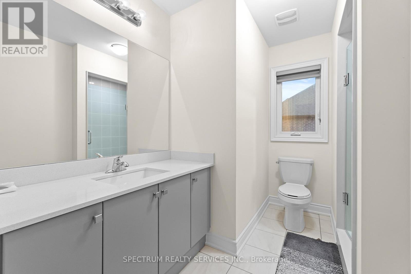 46 Ridgeview Court, Bradford West Gwillimbury, Ontario  L3Z 0R9 - Photo 36 - N12567358