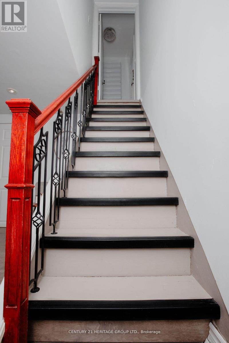 Bsmt - 16 Lisburn Crescent, Toronto, Ontario  M2J 2Z5 - Photo 2 - C12574998