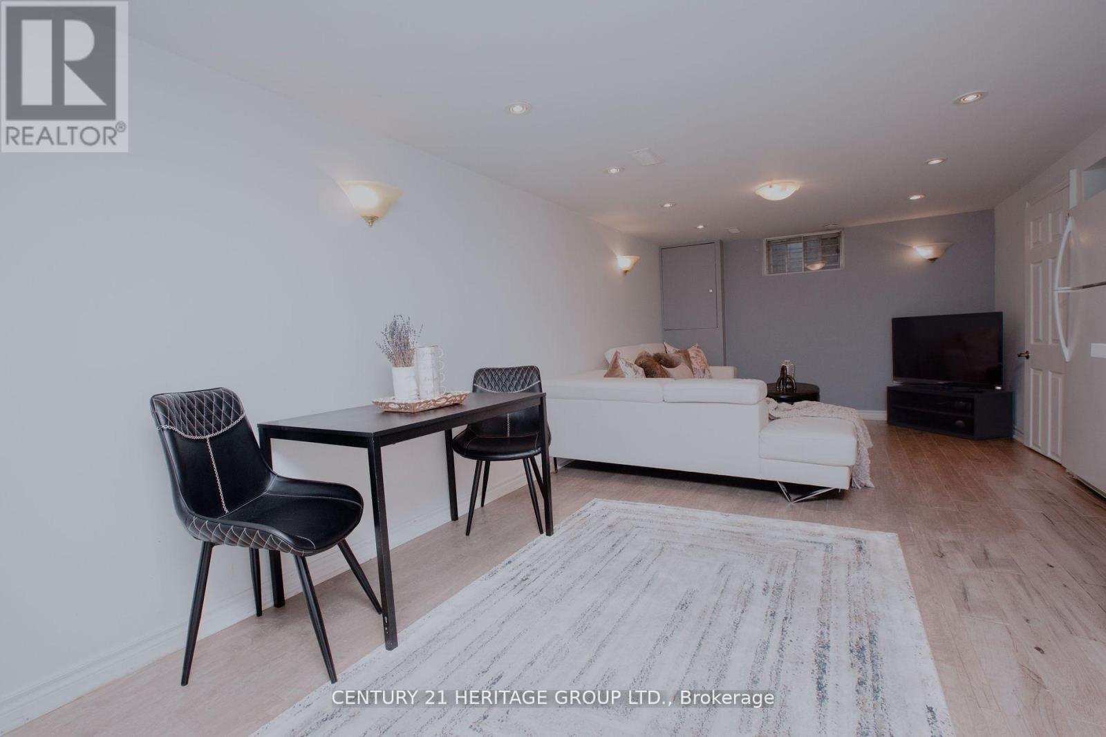 Bsmt - 16 Lisburn Crescent, Toronto, Ontario  M2J 2Z5 - Photo 9 - C12574998