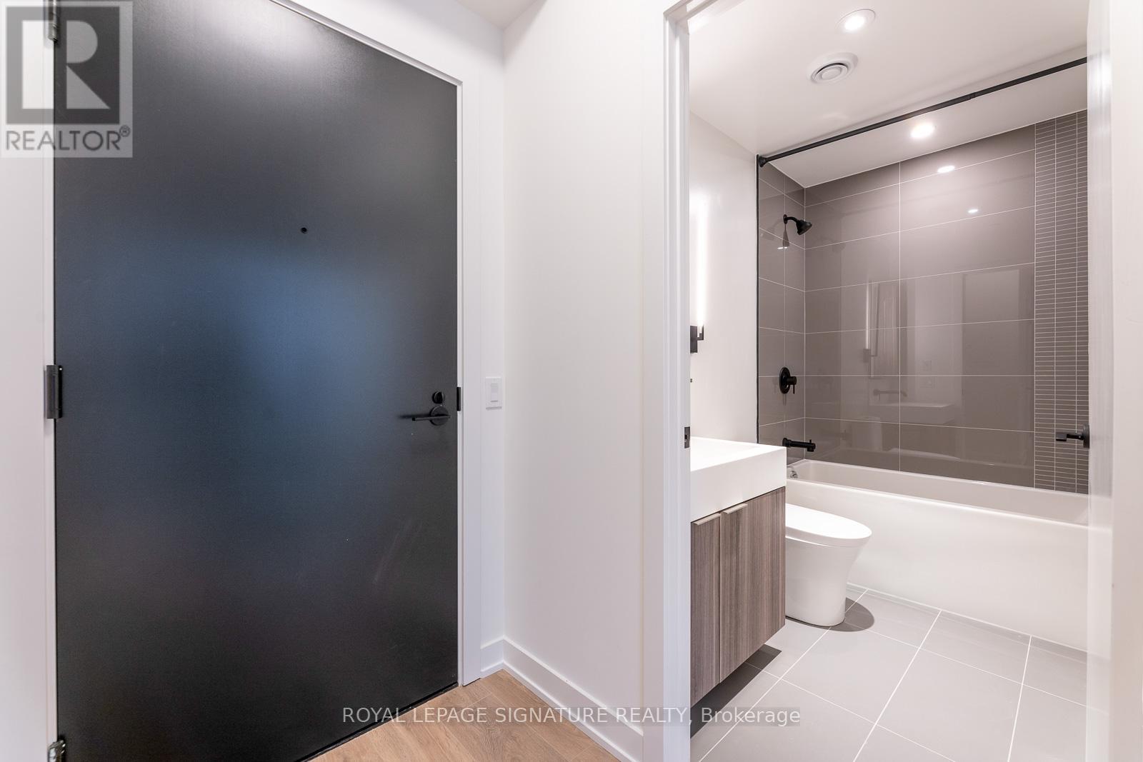 1103 - 117 Broadway Avenue, Toronto, Ontario  M4P 1V3 - Photo 2 - C12575054