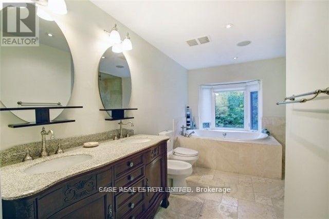 310 Hidden Trail, Toronto, Ontario  M2R 3R8 - Photo 14 - C12575074