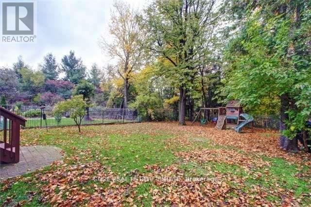 310 Hidden Trail, Toronto, Ontario  M2R 3R8 - Photo 19 - C12575074