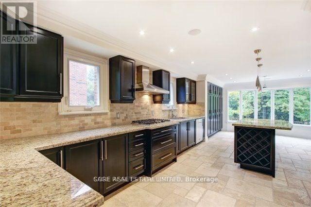 310 Hidden Trail, Toronto, Ontario  M2R 3R8 - Photo 7 - C12575074