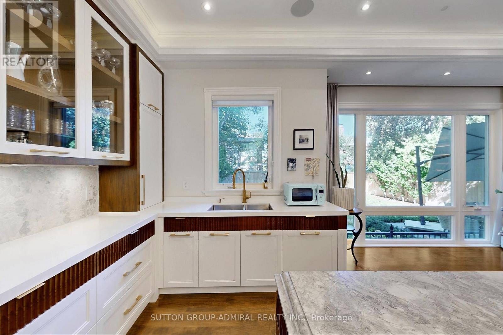 276 Strathallan Wood, Toronto, Ontario  M5N 1T6 - Photo 15 - C12575092