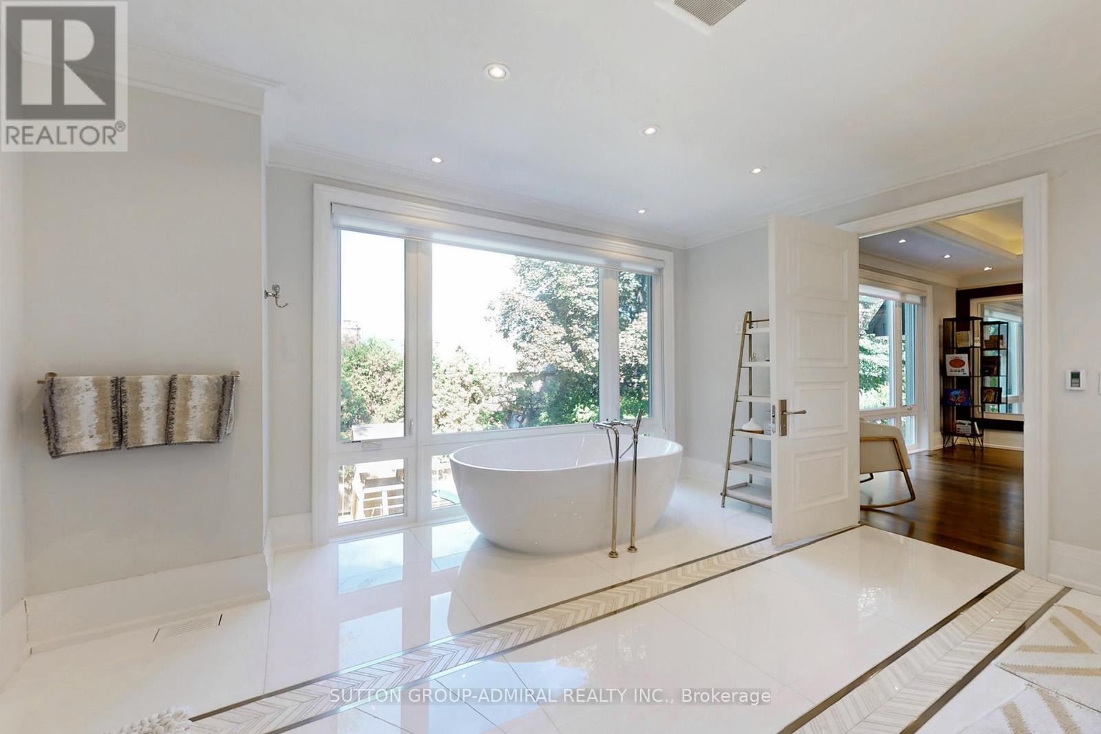 276 Strathallan Wood, Toronto, Ontario  M5N 1T6 - Photo 25 - C12575092