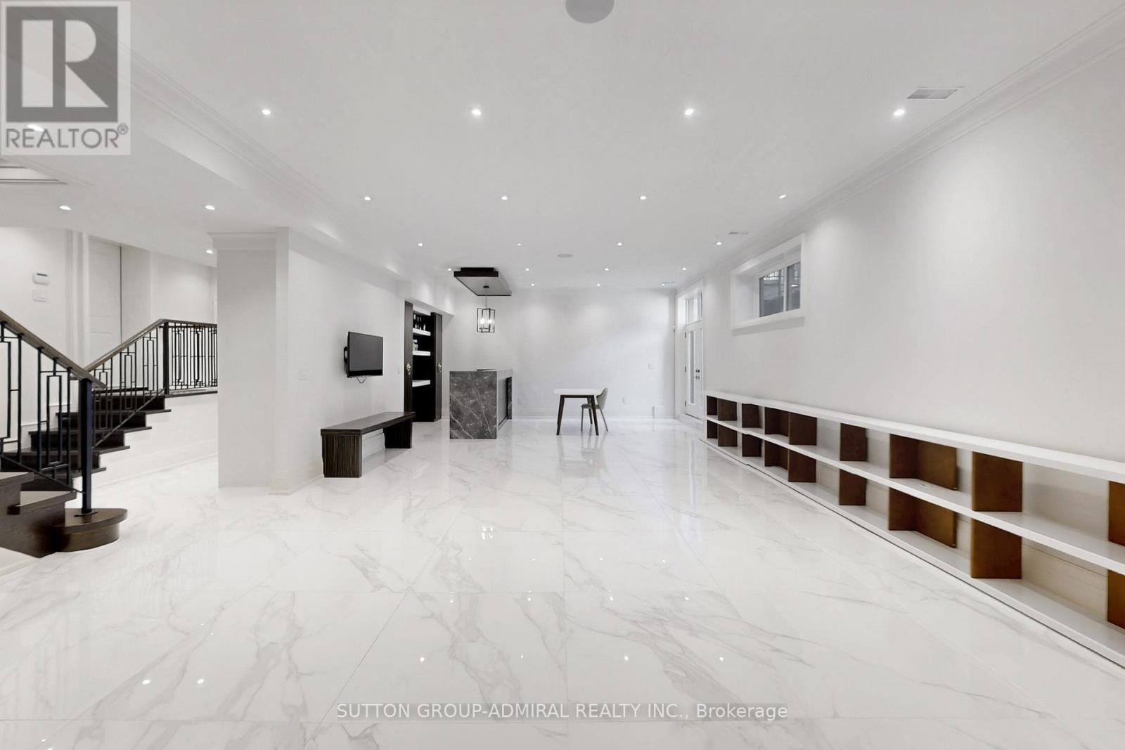 276 Strathallan Wood, Toronto, Ontario  M5N 1T6 - Photo 34 - C12575092