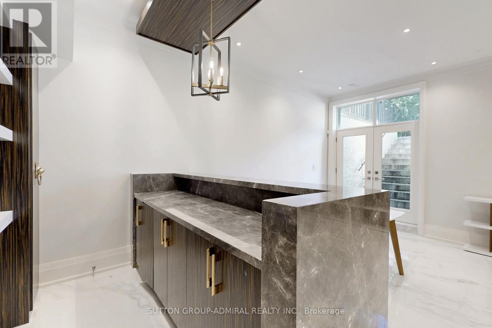 276 Strathallan Wood, Toronto, Ontario  M5N 1T6 - Photo 37 - C12575092