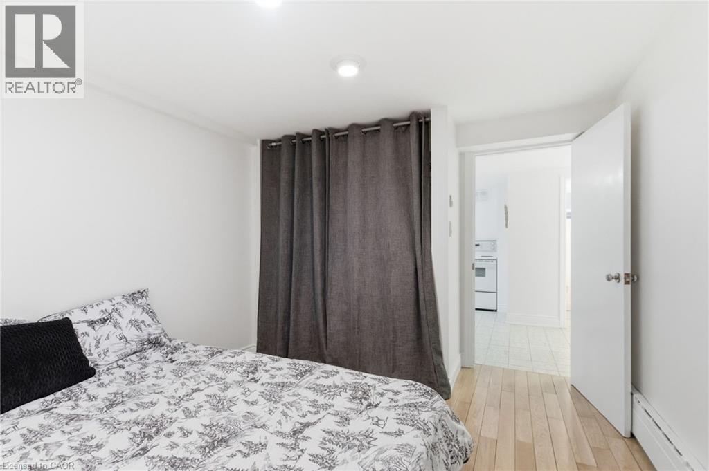 16 Freeland Court, Hamilton, Ontario  L8S 3R5 - Photo 33 - 40787879