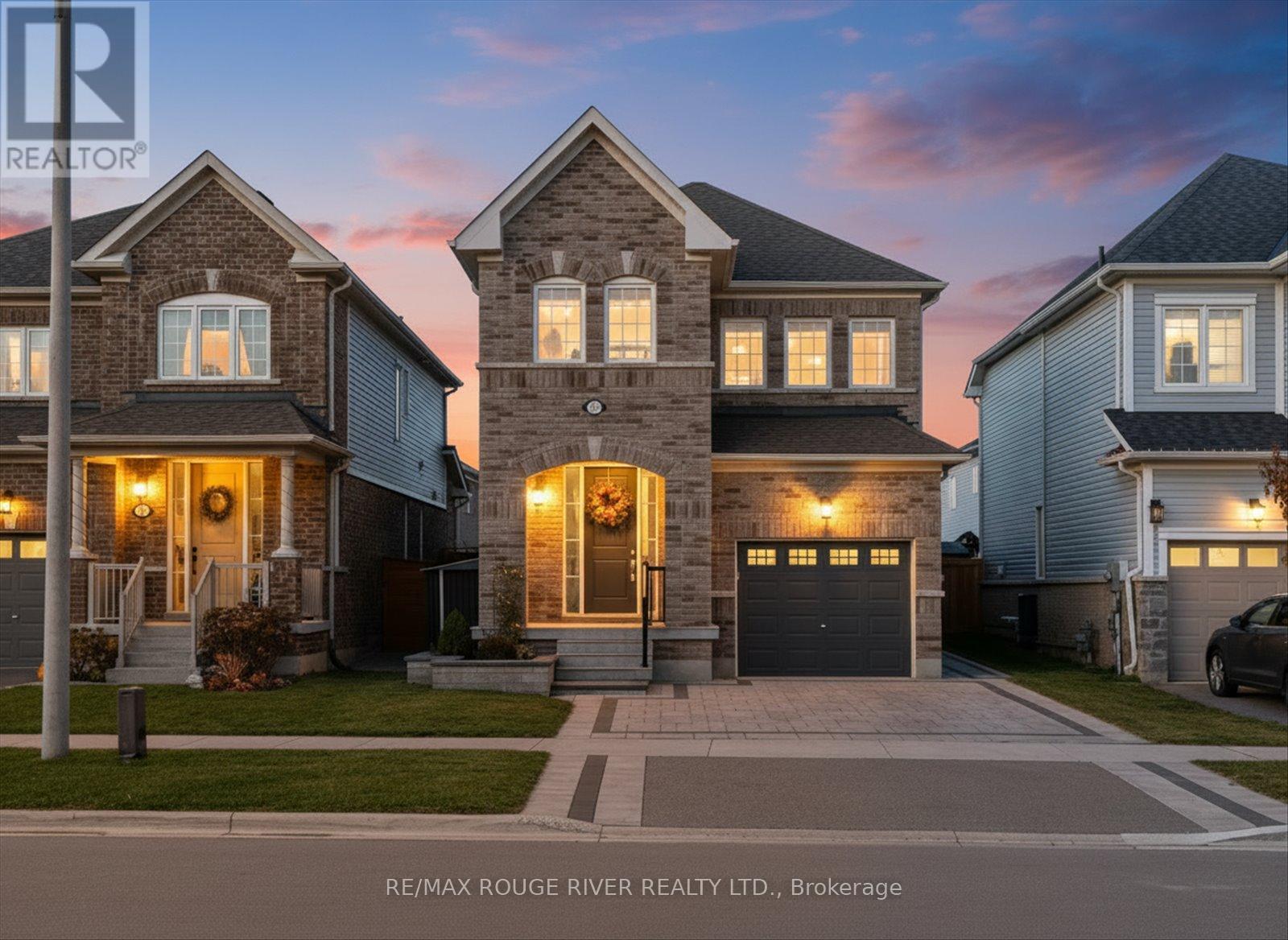 212 RONALD HOOPER AVENUE, Clarington, Ontario