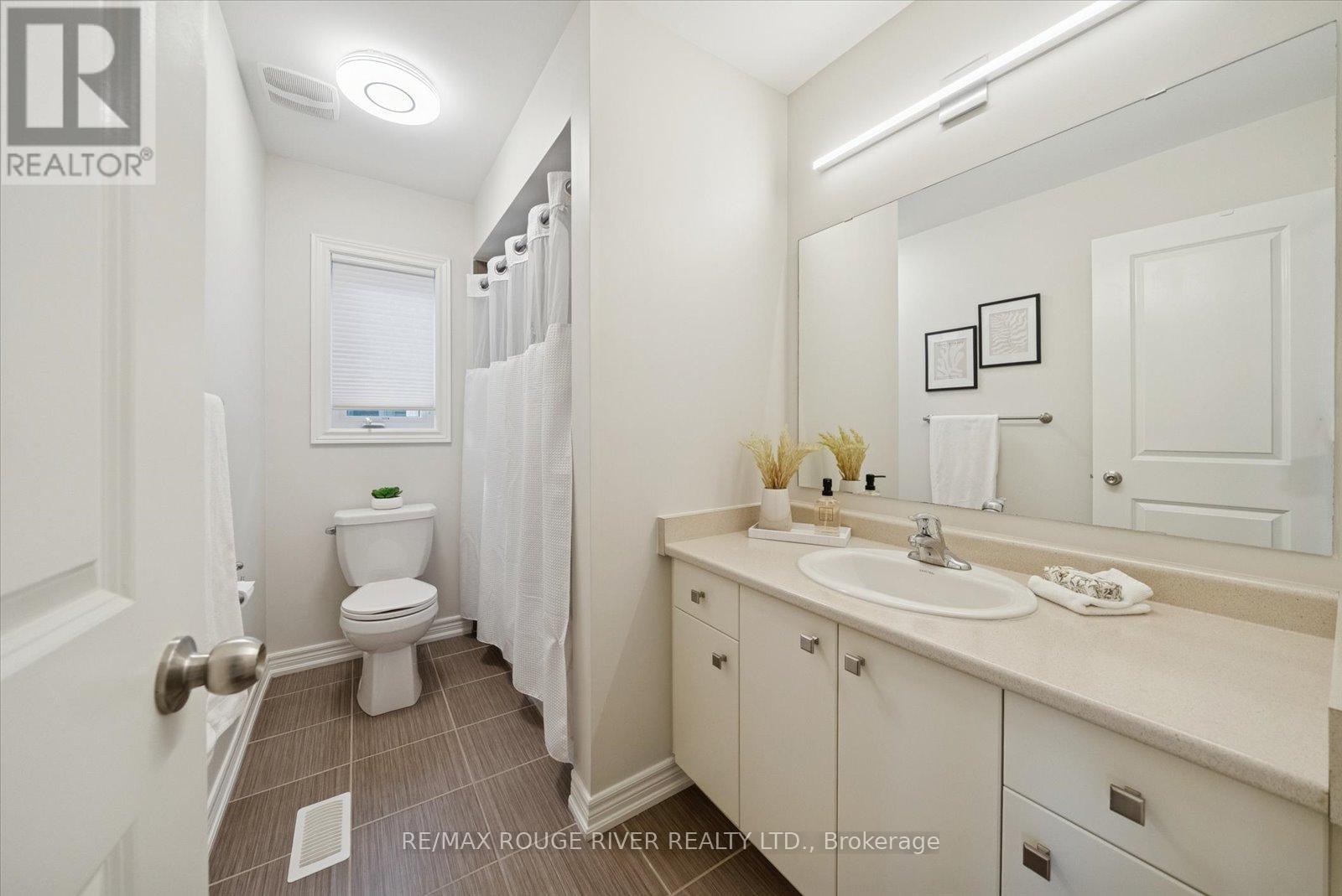 212 Ronald Hooper Avenue, Clarington, Ontario  L1C 7E3 - Photo 25 - E12575000