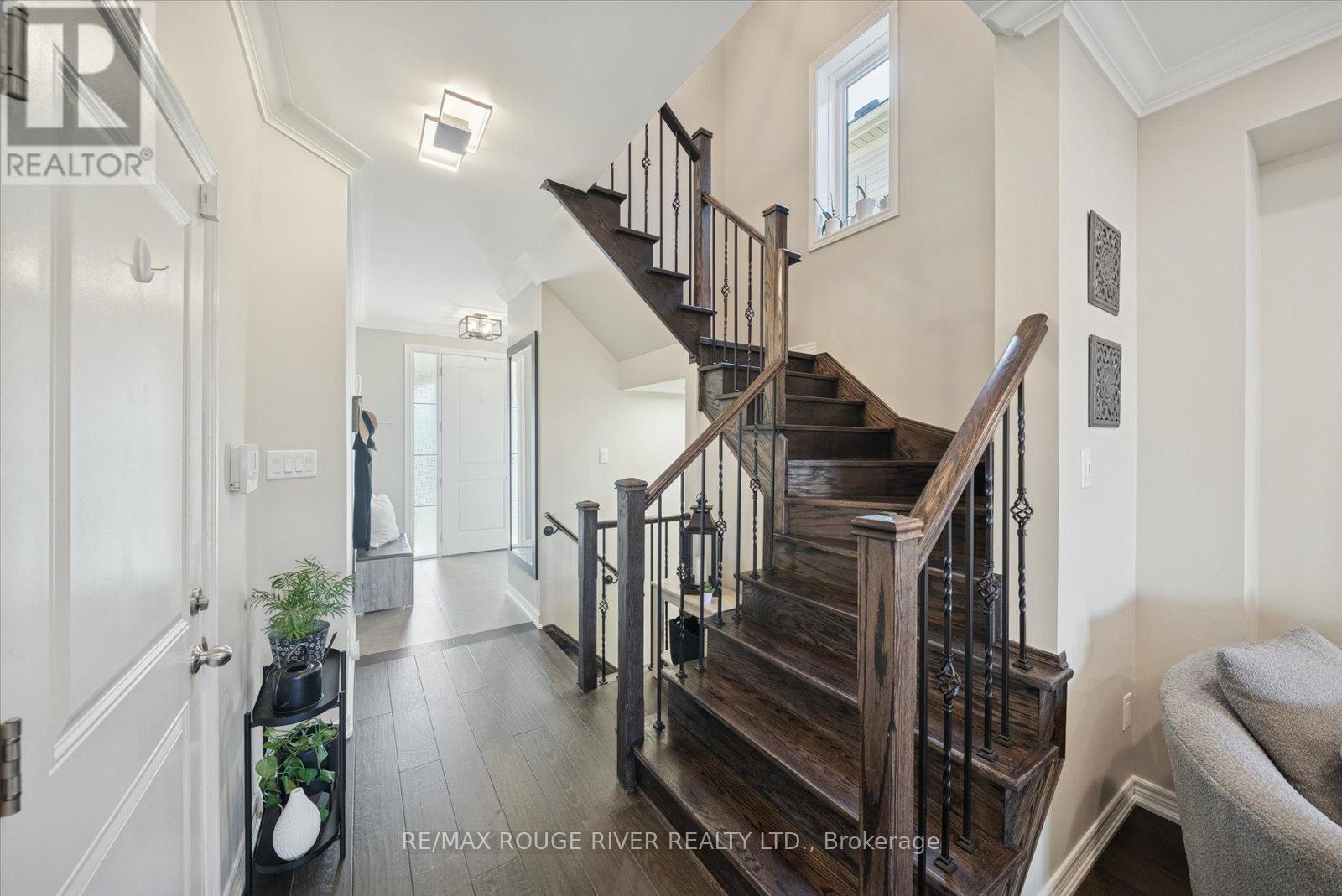 212 Ronald Hooper Avenue, Clarington, Ontario  L1C 7E3 - Photo 5 - E12575000