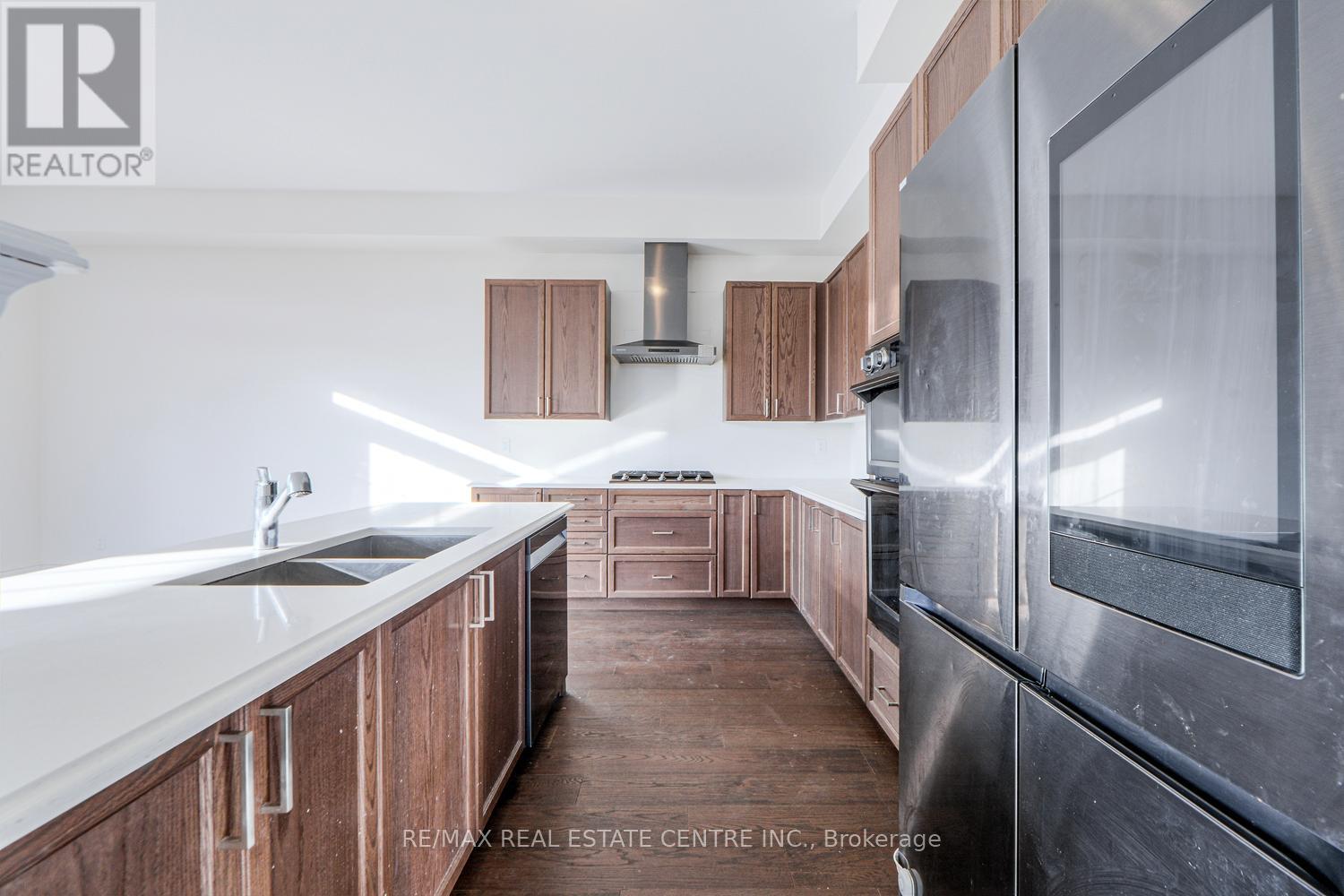 2492 Orchestrate (Upper) Drive, Oshawa, Ontario  L1L 0R3 - Photo 10 - E12575002