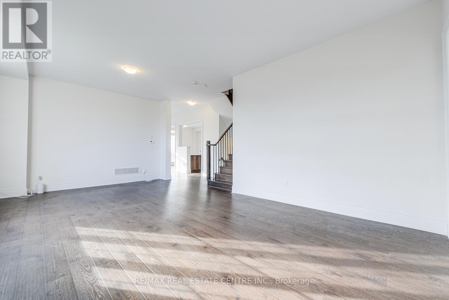 2492 Orchestrate (Upper) Drive, Oshawa, Ontario  L1L 0R3 - Photo 6 - E12575002